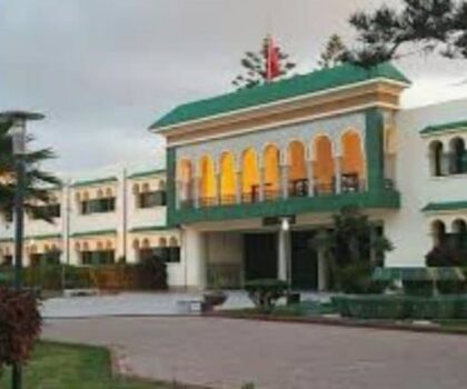 الجديدة: استياء المرضى أمام باب مكتب باشا في الحصول على الرخص الاستثنائية