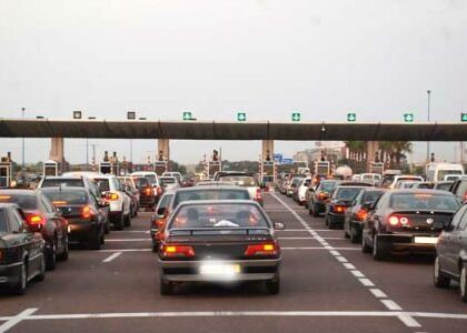 قرار منع التنقل يربك حركة السير والجولان بالعديد من الطرق الوطنية: