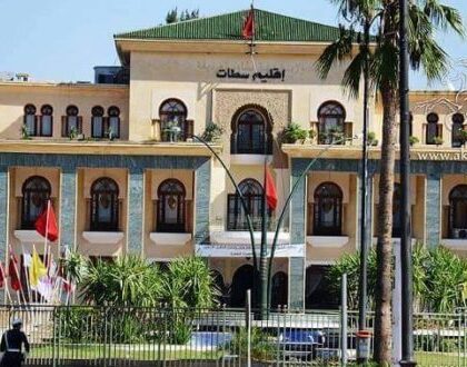 إقليم سطات..لجنة مختلطة تحط الرحال باولاد بلحسن جماعة أولاد سعيد بسبب استنزاف الفرشة المائية وبيع الماء لمنتجي الجزر