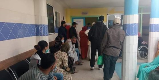 في زمن كورونا..التأخر و الاكتظاظ يعمقان آلام المرضى أمام مصلحة الأشعة بمستشفى بيوكرى