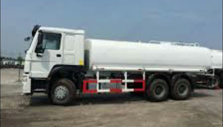 درك بيوكرى ينجح في حجز أطنان من البنزين المهرب باشتوكة