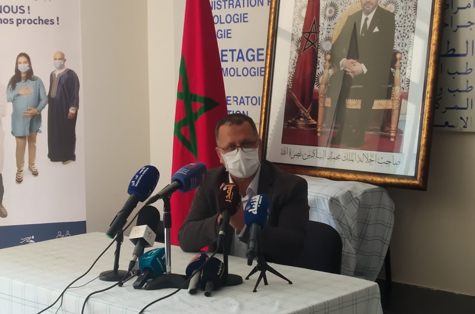 العيون..المدير الجهوي للصحة يخاطب ساكنة الجهة بخصوص الحالة الوبائية