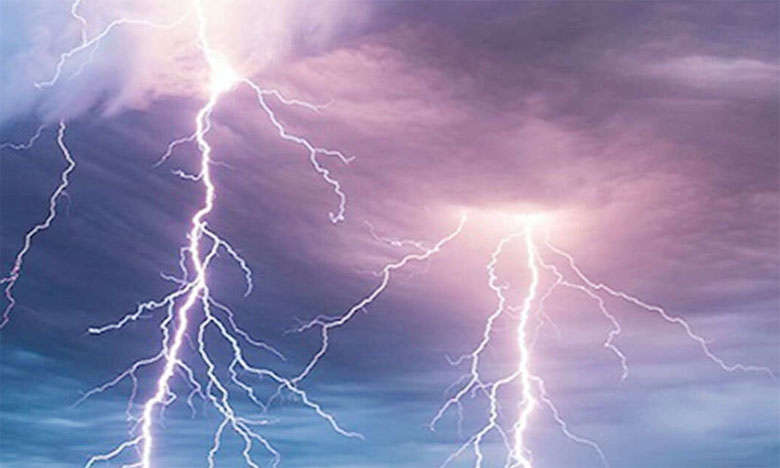 نشرة خاصة: زخات رعدية محليا قوية وتساقطات ثلجية وطقس بارد من الجمعة إلى الأحد بعدد من مناطق المملكة