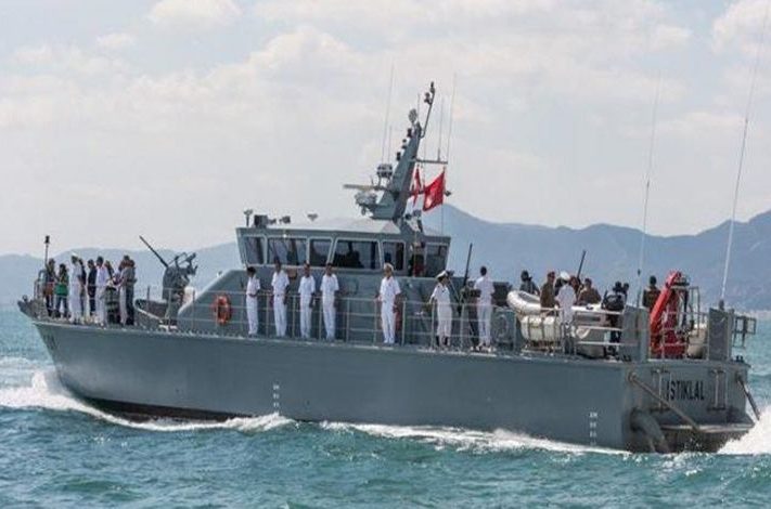 البحرية الملكية تقدم المساعدة لـ50 مرشحا للهجرة غير الشرعية بالناظور