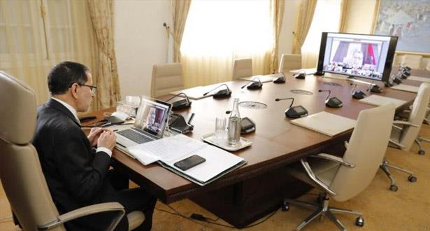 مجلس الحكومة يصادق على مشروعي مرسومين بشأن سن تدابير استثنائية لفائدة بعض المشغلين والعاملين في قطاعي تموين الحفلات والترفيه والألعاب