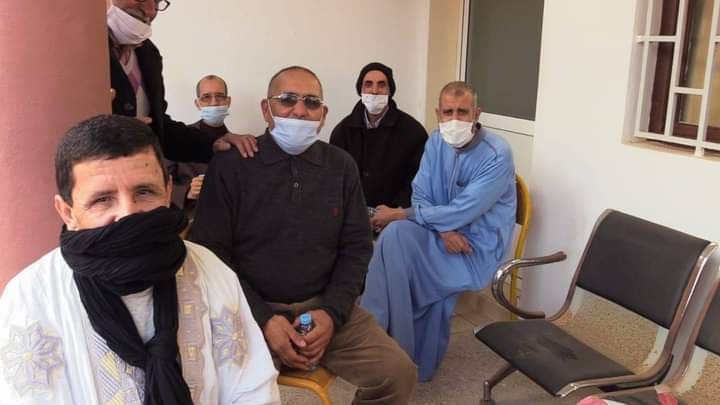 العيون… انخراط أسرة التعليم و الشرطة في عملية التلقيح