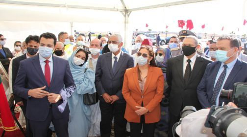 بوشارب تعطي انطلاقة برنامج تأهيل الأحياء ناقصة التجهيز بمدينة بوجدور