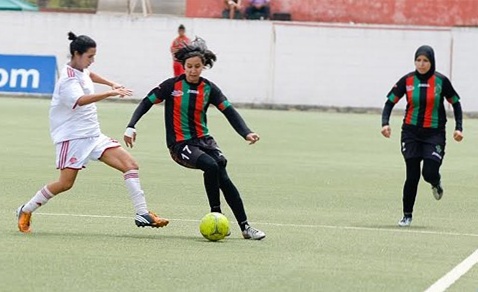 سلا .. فريق الجيش الملكي لكرة القدم النسوية يتسلم درع البطولة الوطنية للقسم الأول لموسم 2019-2020