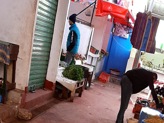 الجديدة.. سوق نموذجي يتحول إلى خراب في غياب السلطات