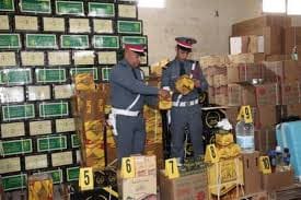 أكادير.. حجز سيارة مهربة بأطنان من المواد الغذائية