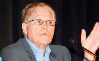 إشاعة وفاة المفكر عبد الله العروي