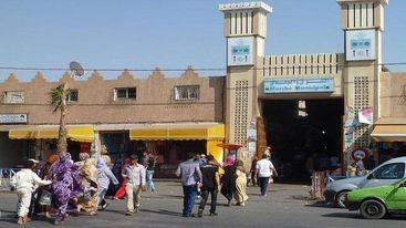 تجار السوق الأسبوعي بهوارة يحتجون