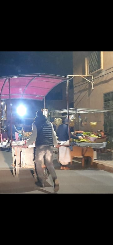 مهنيو وتجار مدينة مراكش بين إكراهات الركود التجاري والباعة المتجولين