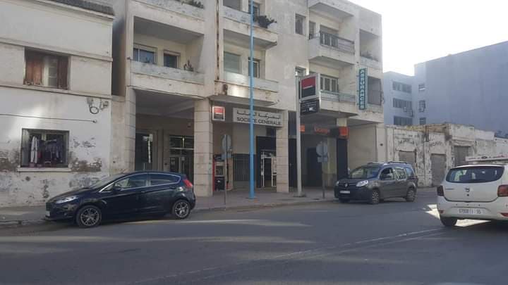 إلحاق خسائر مادية بشباك أوتوماتيكي بشارع محمد الخامس وسط مدينة الجديدة