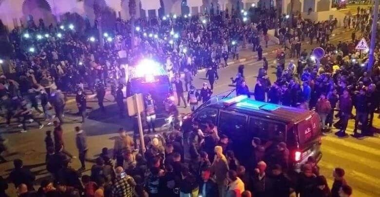 الفنيدق.. السلطات العمومية تتدخل لفض وقفة احتجاجية غير مرخصة في خرق لمقتضيات حالة الطوارئ الصحية