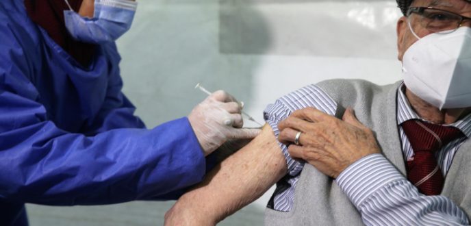 كوفيد 19.. أزيد من نصف مليون شخص تلقوا الجرعة الأولى من التلقيح