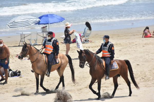 استعدادا لموسم الصيف عمالة المضيق الفنيدق تدرس تأهيل شواطئ المنطقة لتحقيق رواج سياحي متميز