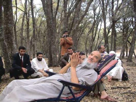 أسرار حركة 20 فبراير ورجالها: جماعة العدل والإحسان من دار الخلافة إلى دار الانتكاسة بباب الأحد (الحلقة الأولى)