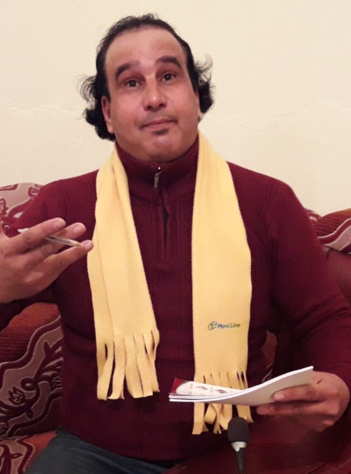 قدحي على خصر غيمة تخاف الريح