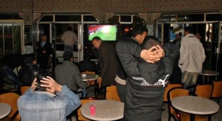 سلطات تزنيت تسمح للمقاهي بنقل المباريات الرياضية