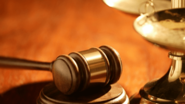 إدانة مدير وكالة للبريد بالسجن بسبب الاختلاس