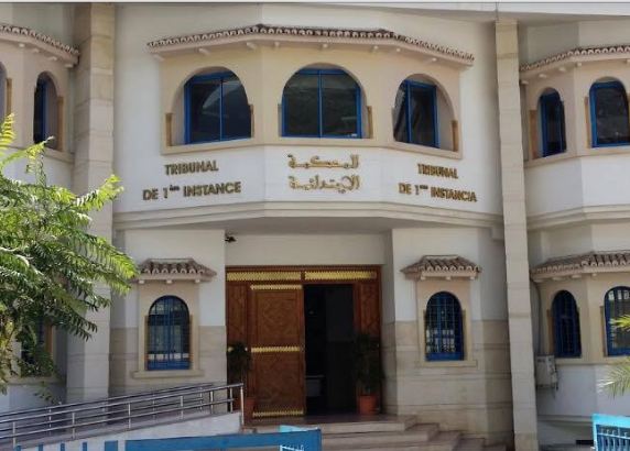 فضيحة تهز محكمة شفشاون…اتهامات لجهاز القضاء والمحاماة بعد متابعة تاجر مخدرات في حالة سراح