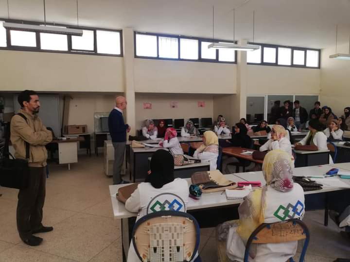 توضيحات بشأن نظام التكوين بمعهد التسيير و الإعلاميات و مختلف التكوينات