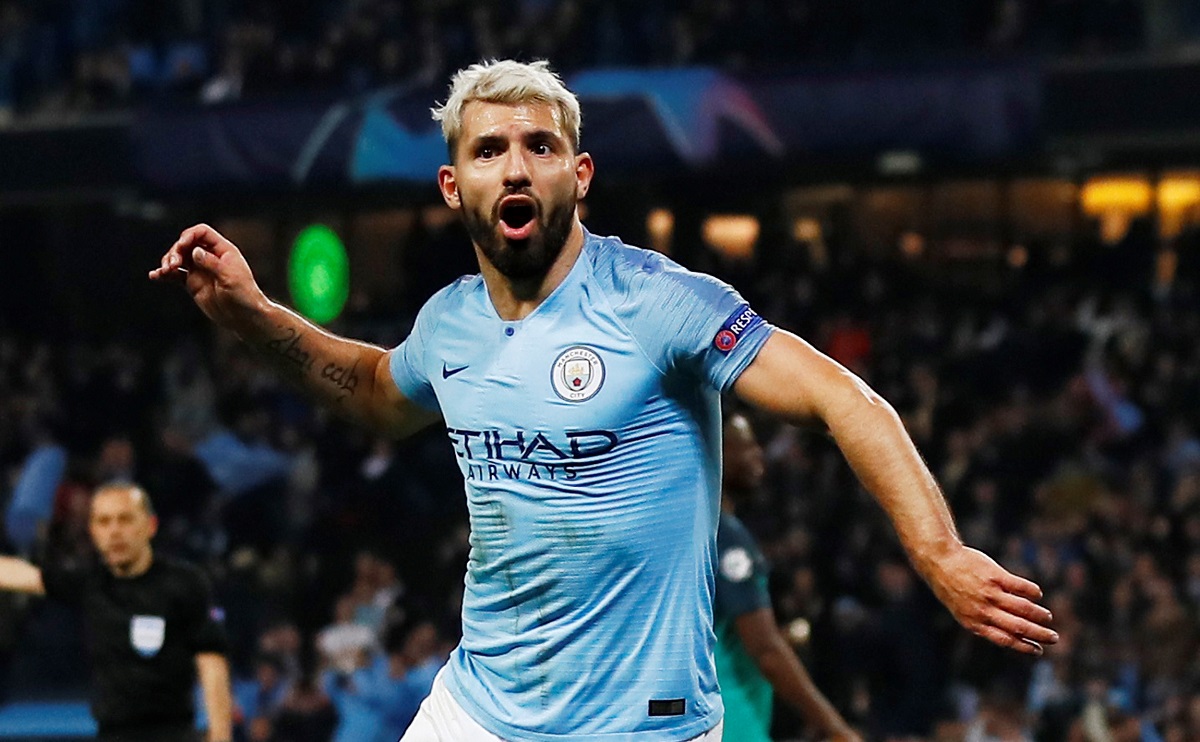 رحيل نجم مانشستر سيتي نهاية الموسم