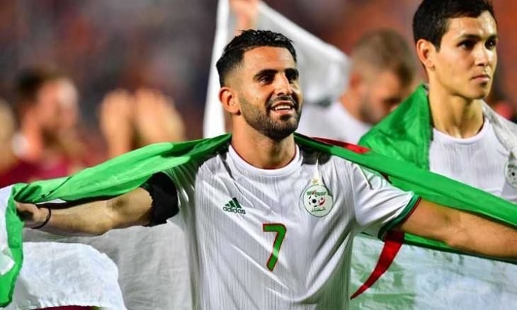 منتخب الجزائر يحقق التعادل أمام  زامبيا