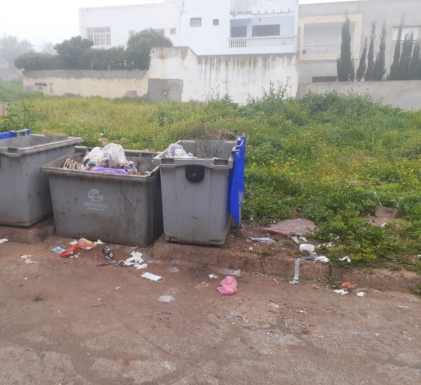 “كازا تكنيك” تفشل في تدبير الأزبال وتدمر المساحات الخضراء بداربوعزة