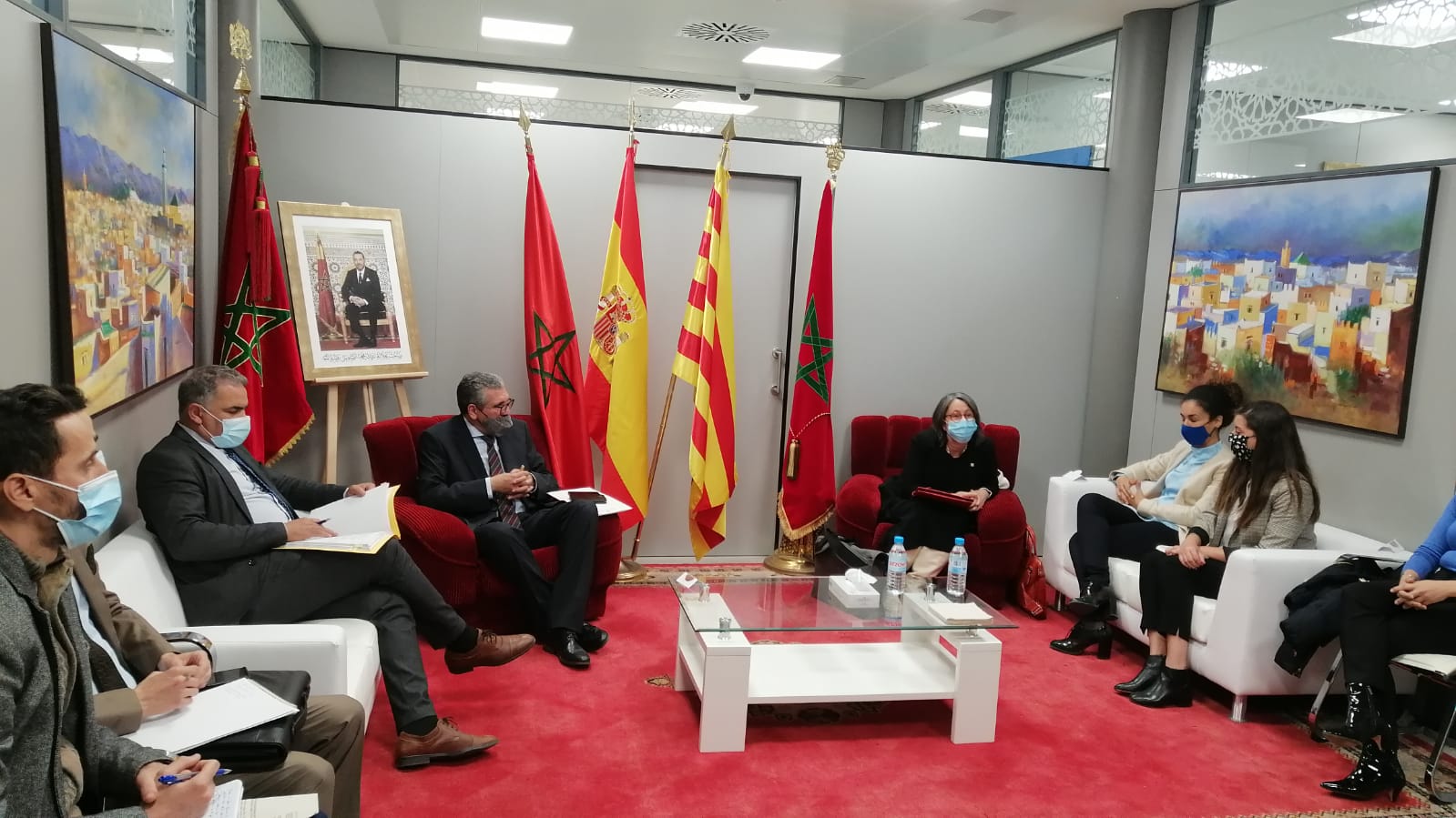 لقاء تواصلي بالقنصلية المغربية ببرشلونة حول نزع الأطفال من ذويهم مع “DGAIA”