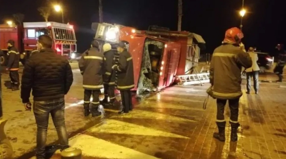 الرباط: انقلاب شاحنة للمطافئ يرسل السائق في حالة خطيرة للمستعجلات