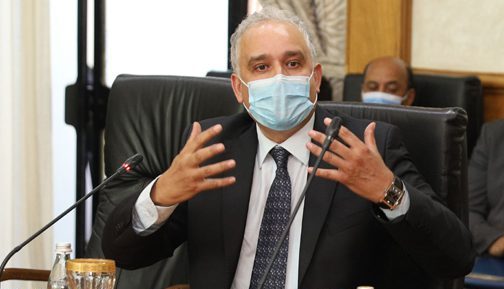 الباحث الطيب حمضي يوصي بالمباعدة لمدة ثلاثة أشهر بين جرعتي لقاح أسترازينيكا