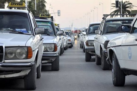 مواطنون يشكون ارتفاع تعريفة سيارات الأجرة بإبن أحمد