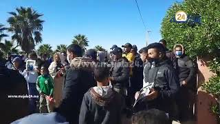 بالفيديو…وقفة اجتجاجية أمام مقر جماعة بني يكرين