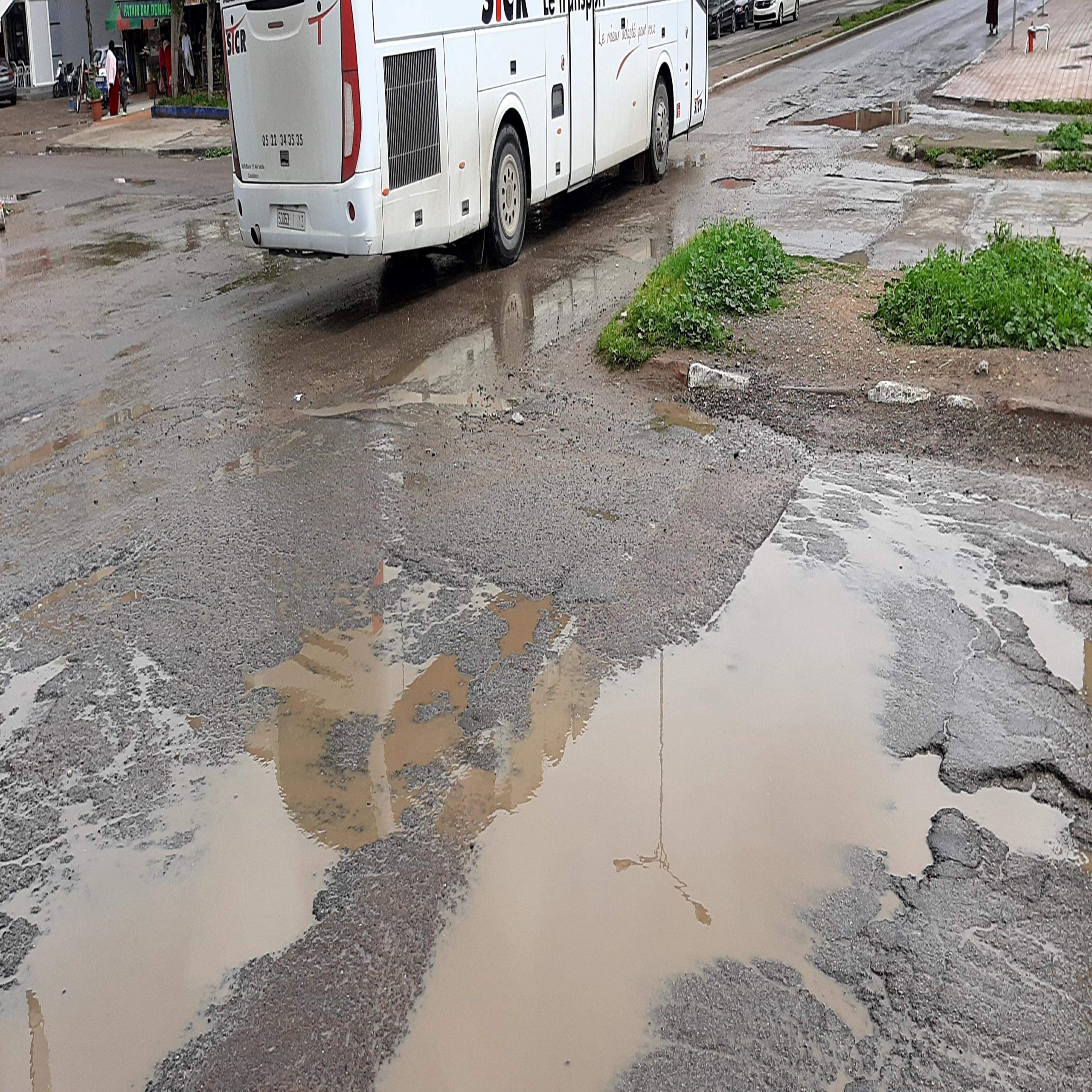 الجديدة غارقة في حفرها و المسؤولون غارقون في هم الإنتخابات القادمة
