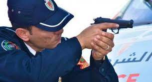 الرباط .. ضابط أمن يضطر لاستعمال سلاحه الوظيفي لتوقيف ثلاثة مجرمين