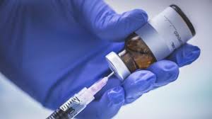 لهذا السبب تكون أعراض الجرعة الثانية من لقاح كورونا متعبة أكثر