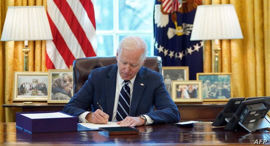 بايدن يريد إتاحة اللّقاحات لكل البالغين الأميركيين أياً كان عمرهم بحلول 1 ماي