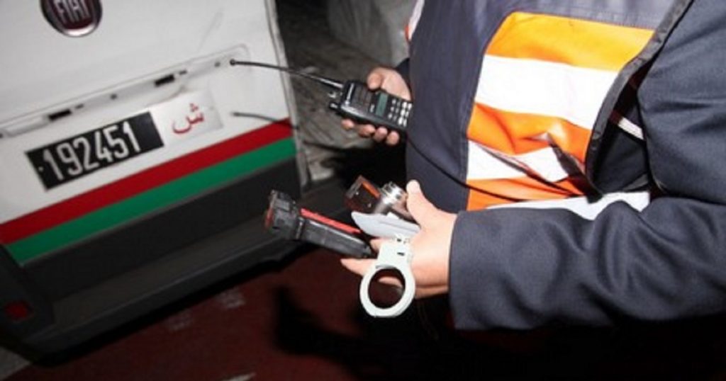 طنجة: السرقة وخيانة الأمانة تجران شرطيا إلى التحقيق