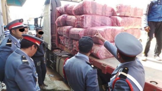 تزنيت..إحباط عملية تهريب مواد غذائية