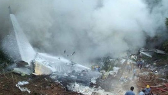 مصرع ستة أشخاص إثر تحطم طائرة في الإكوادور
