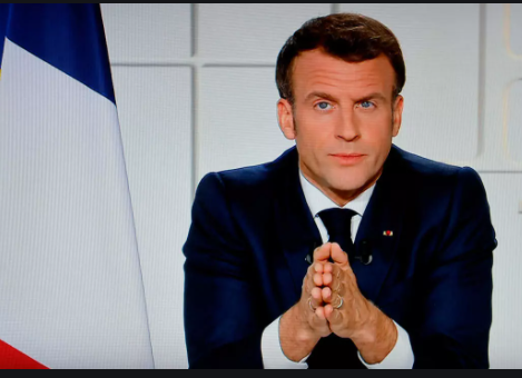 فرنسا: ماكرون يترأس اجتماعا مع رؤساء البلديات لبحث إجراءات إنهاء الحجر الصحي