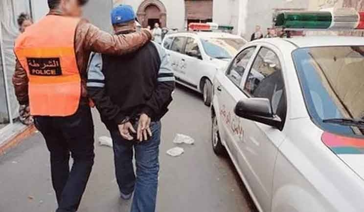 شخص هائج يهاجم بالسلاح رواد مقهى يفطرون نهار رمضان بالدار البيضاء