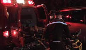 ايت ملول.. اصابة عاملين سقطا من رافعة شاحنة مهترئة تابعة للجماعة