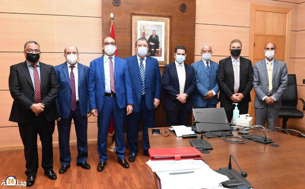 أمزازي يترأس لقاء يخص تنزيل مشاريع تفعيل أحكام القانون الإطار 17.51