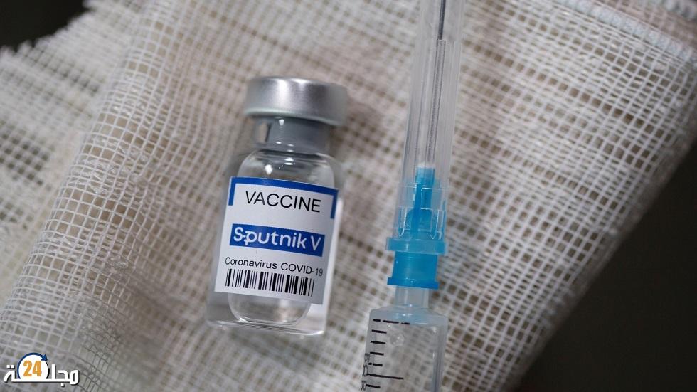 بوتين يشير لأثر جانبي وحيد للقاح “سبوتنيك V” الروسي