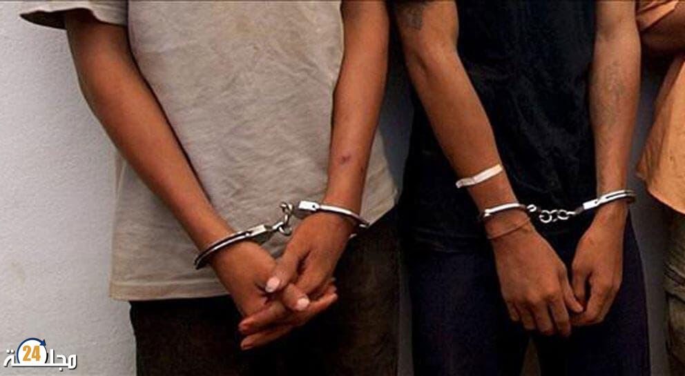 تخريب ممتلكات الغير وإحداث الفوضى بالشارع العام يجر شخصين الى المساءلة القانونية