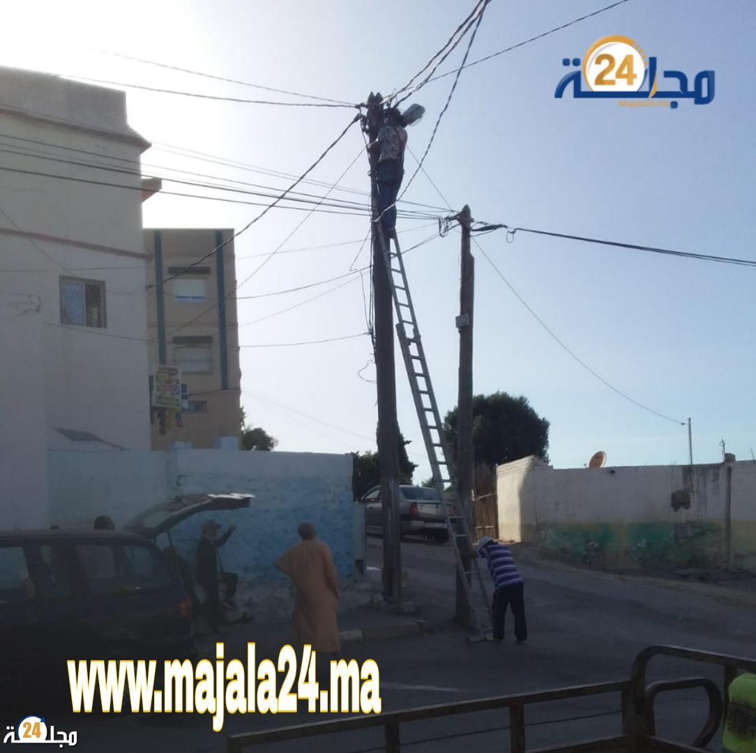 جماعة الزيتون بتطوان…. إصلاح الإنارة العمومية مع افتقار أبسط شروط السلامة والوقاية من الأخطار