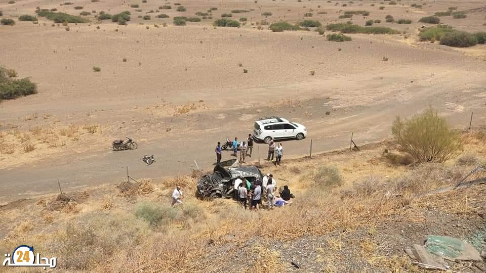 مصرع شخصين في حادث انقلاب سيارة بين مراكش و بن جرير